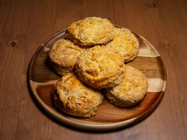 The Perfect Small-Batch Biscuit Recipe: Flaky, Quick Biscuits For Two (2026)