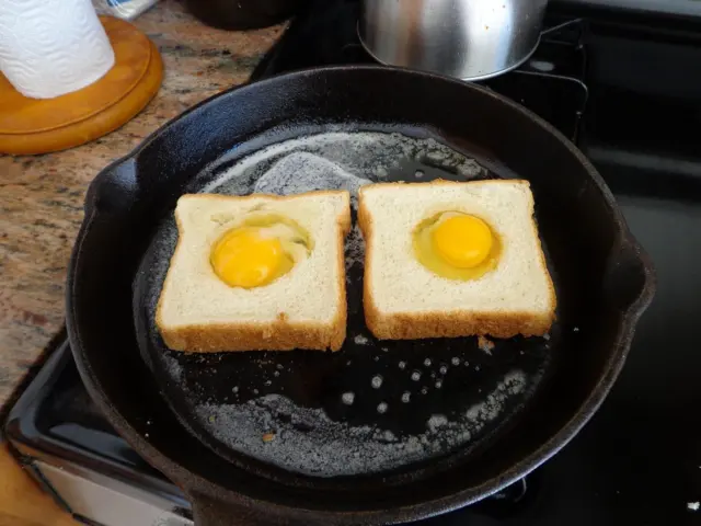 How To Clean Rust Off Cast Iron: Simple, Safe Methods For Restoring Your Skillet