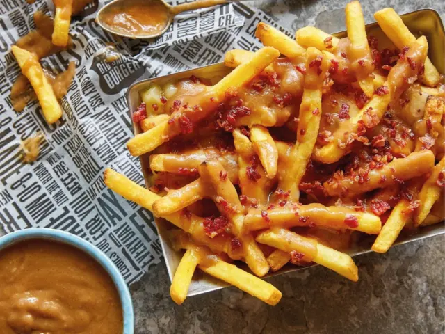 What Is Canada’s National Dish? Poutine, Pride, And Regional Flavors In 2026