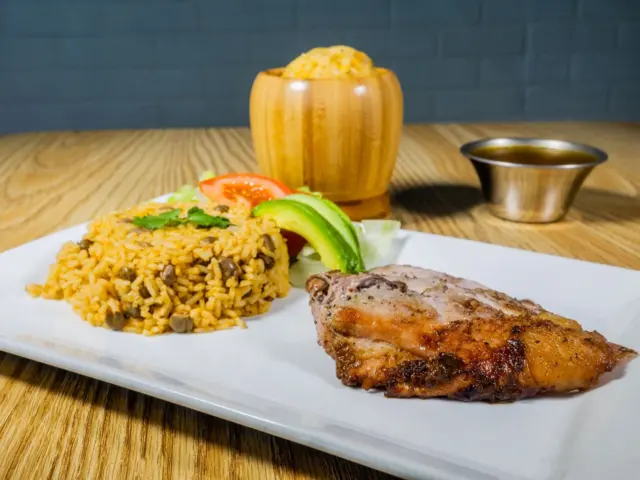Arroz Con Gandules: Puerto Rico’s Beloved National Dish (History, Recipe, And Where To Try It)