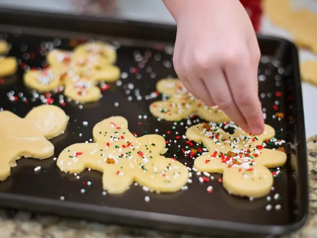 Perfect Small-Batch Sugar Cookies: The Quick 1-Dozen Recipe For Soft, Cuttable Cookies